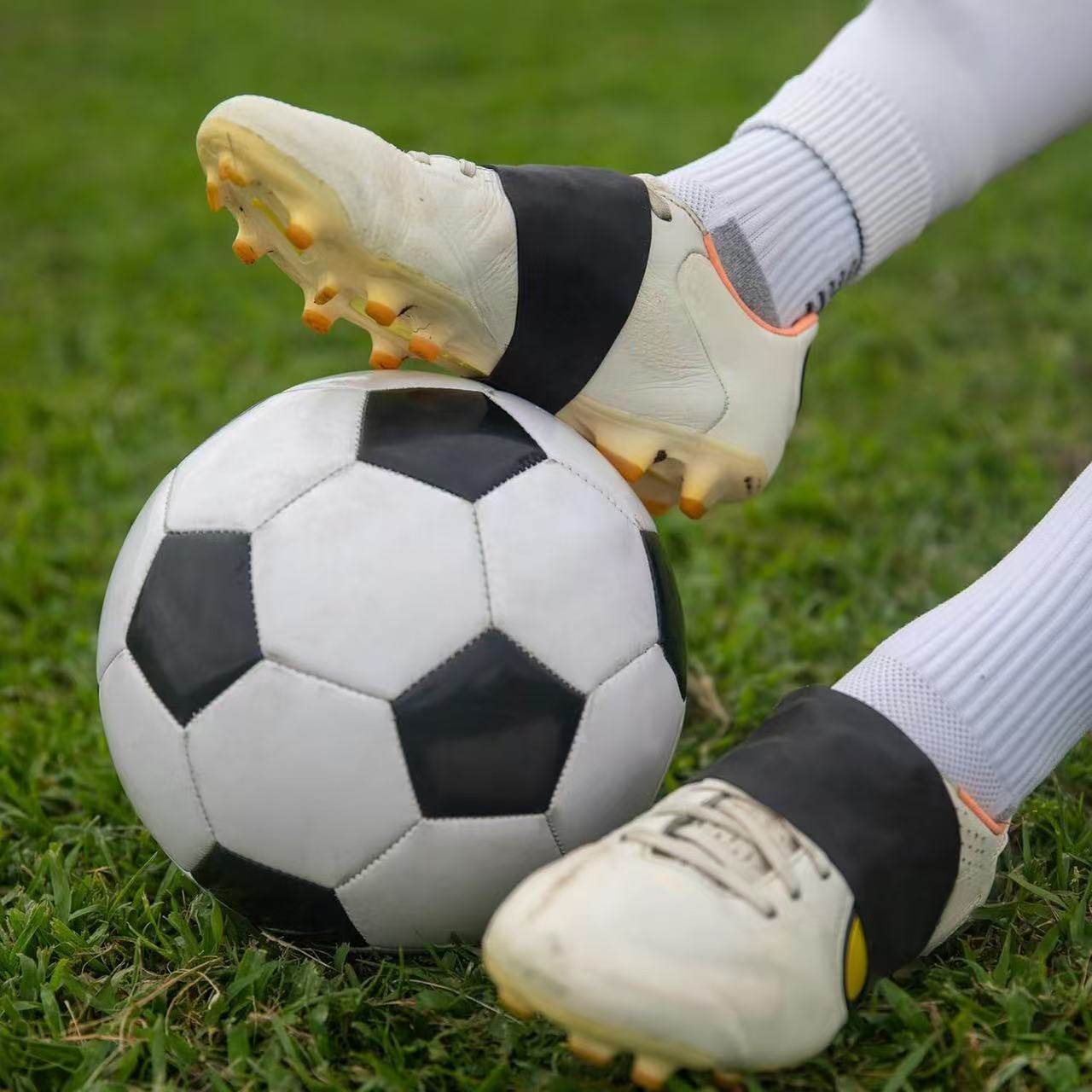 1Pair Football Soccer Lace Ban - Silicone Sport Band 리뷰 및 가격